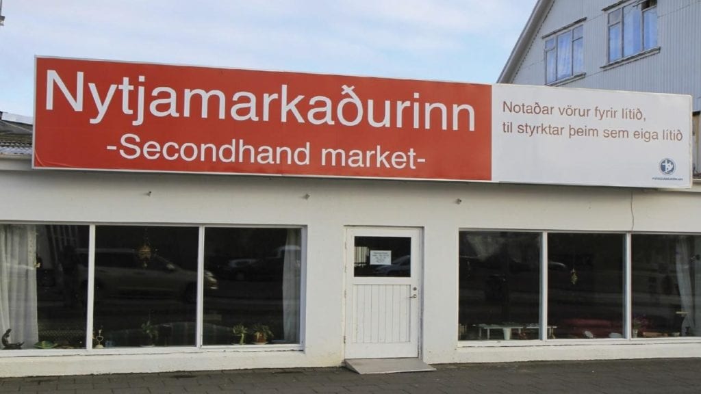 Secondhand market in Iceland