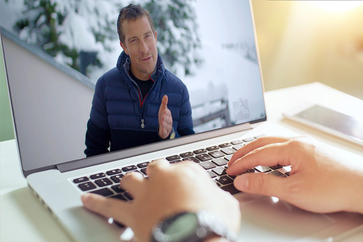 The new GLS Online Experience allows you to attend the Summit live with other leaders, directly on your preferred device, from anywhere.